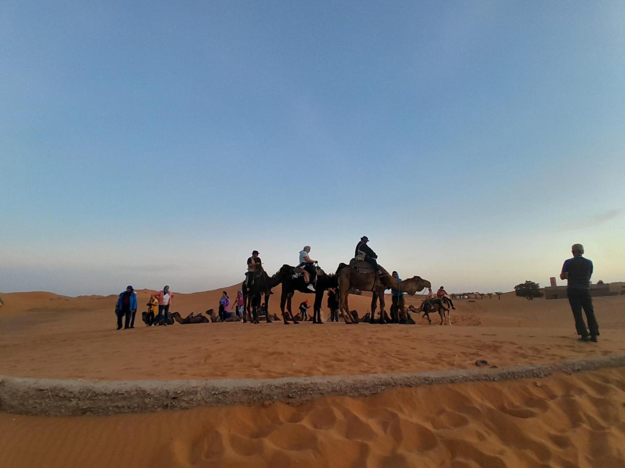 Camel Trekking Desert Camp Merzouga Bagian luar foto